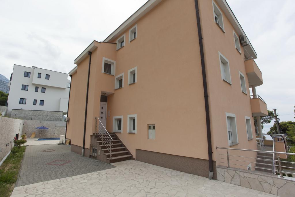 Apartments Damjanovic Макарська Екстер'єр фото