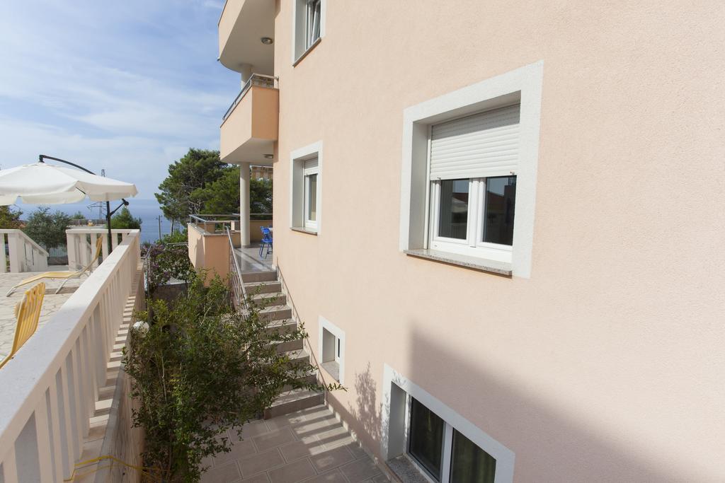 Apartments Damjanovic Макарська Екстер'єр фото