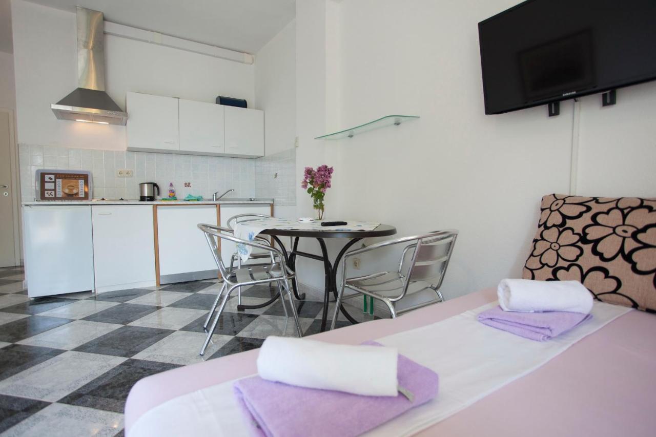 Apartments Damjanovic Макарська Номер фото